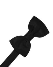 Load image into Gallery viewer, Peacock Luxury Satin Bow Ties
